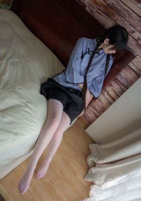 艳妇荡乳欲伦69影片